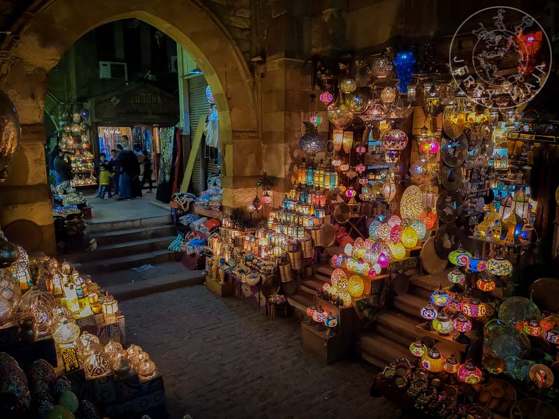 Tienda de lámparas en Mercado de Khan el-Khalili