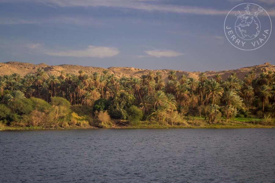 Orillas del río Nilo en el Sur de Egipto.
