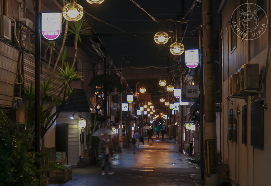 Barrio rojo Tobita Shinchi, Osaka, Japón