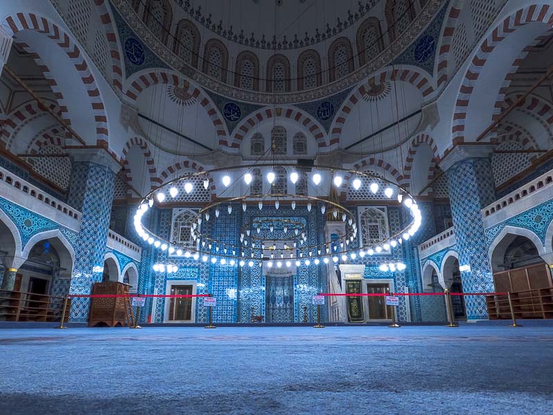 Mezquita de Rüstem PaşaIstanbul turkey
