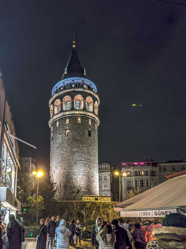 Galata Tower Galata Kulesi istanbul turkey nocturno