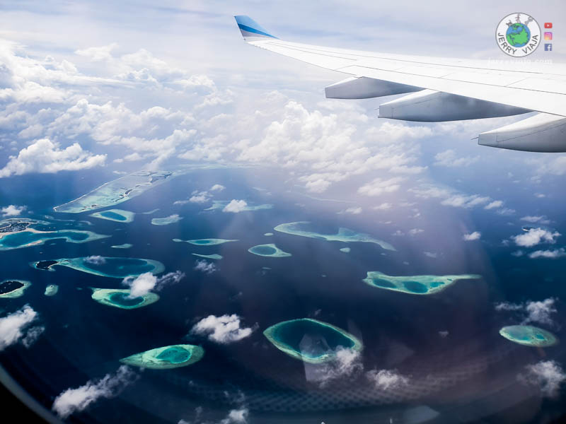 airplane atoll maldives islands