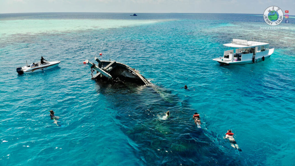 Sank shipwreck tour from Mafushi. Maldives Islands