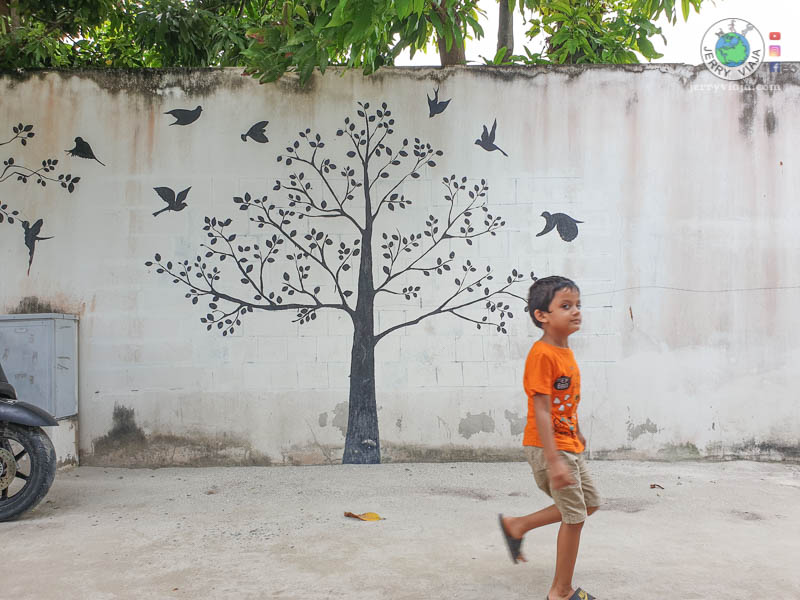 Guraidoo birds and tree graffiti painting maldives islands
