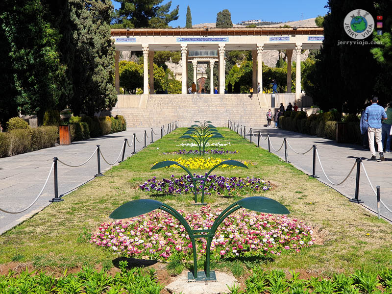 iran middle east shiraz hafiz tomb